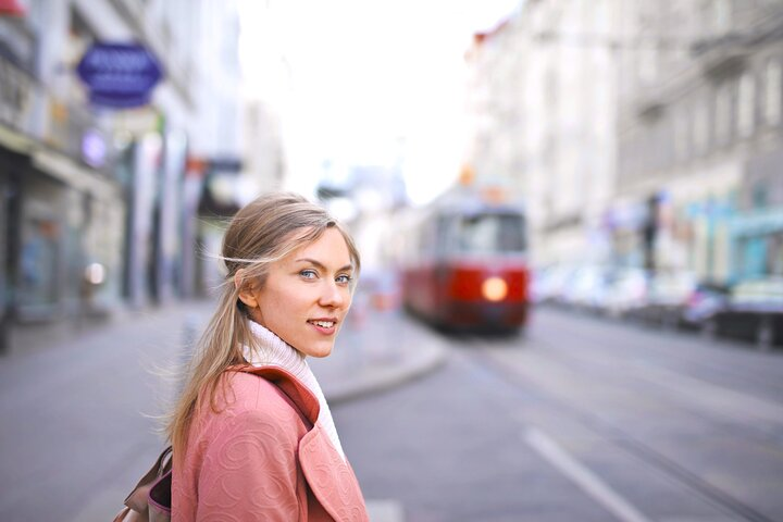 London Local Fashion Designers Shopping Tour with a Stylist - Photo 1 of 6
